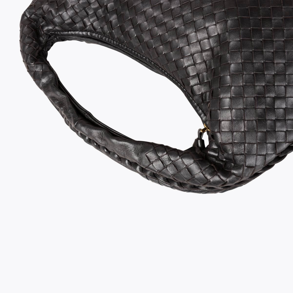 1081_e7866937a6-20000055792-5-full