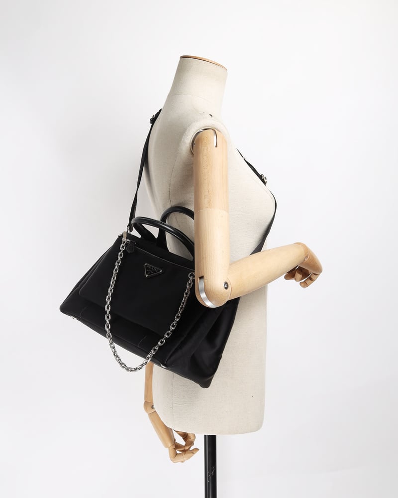 PRADA TESSUTO CATENA 中古正規品 Prada Vintage Tessuto Catena Shoulder Bag - Black Shoulder Bags