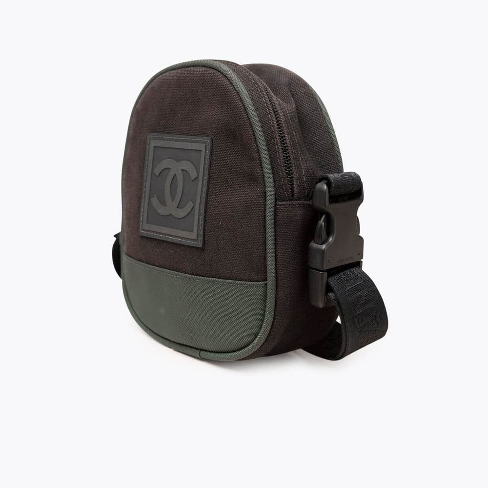 1222_7f1f0019b8-686-25580-2-full