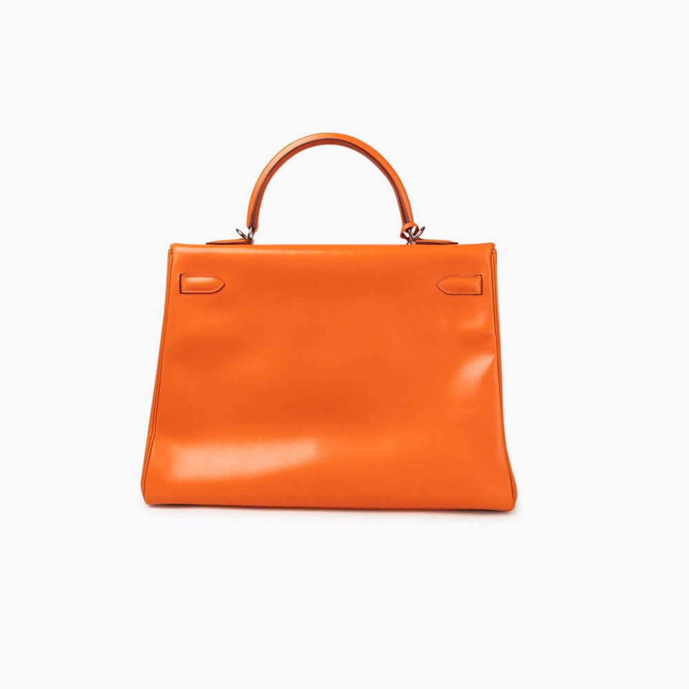 1227_30053f2212-686-23582-3-full