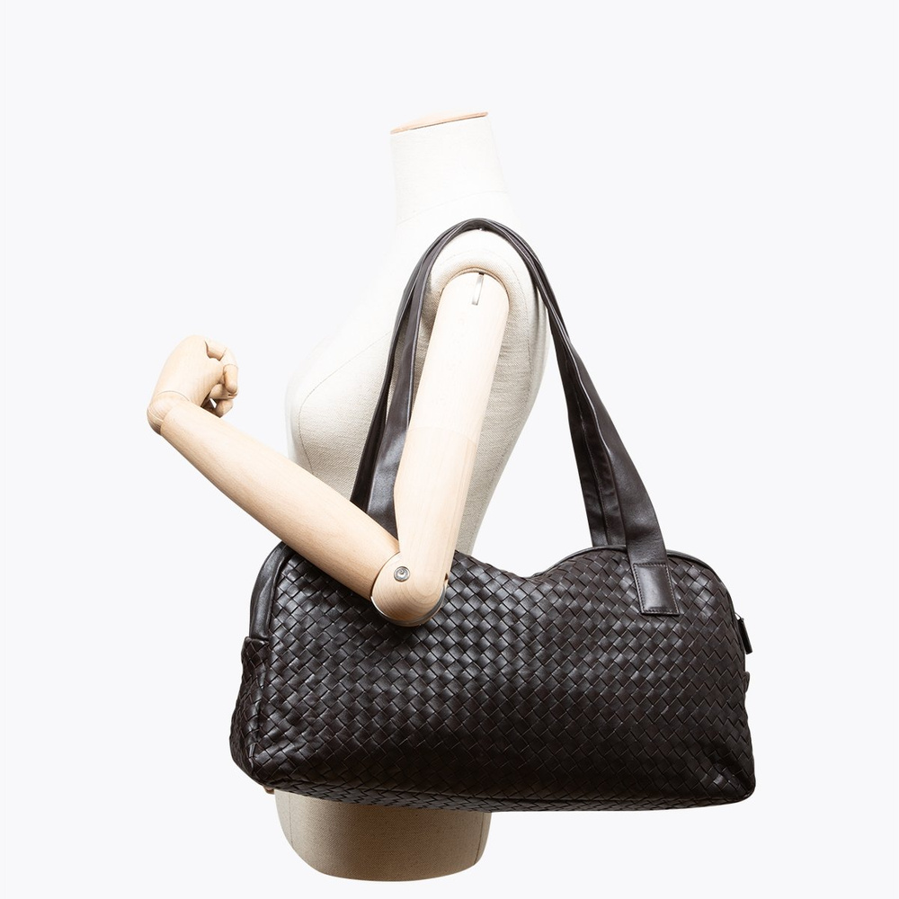 137_37ca19381f-649-20182-9-full