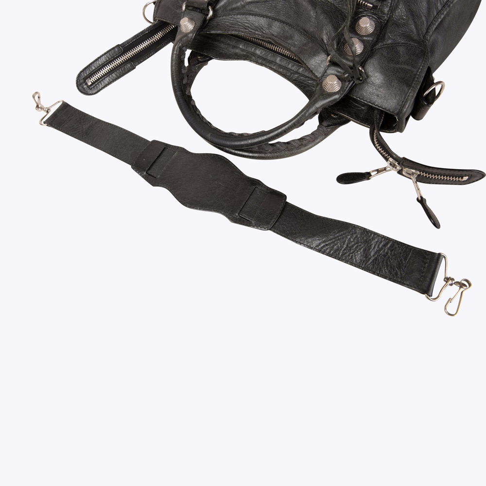 1413_31f26d637b-689-24740-6-full