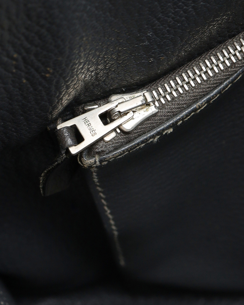 Vintage HERMÈS Clemence Jypsiere 34 Bag - A Retro Tale