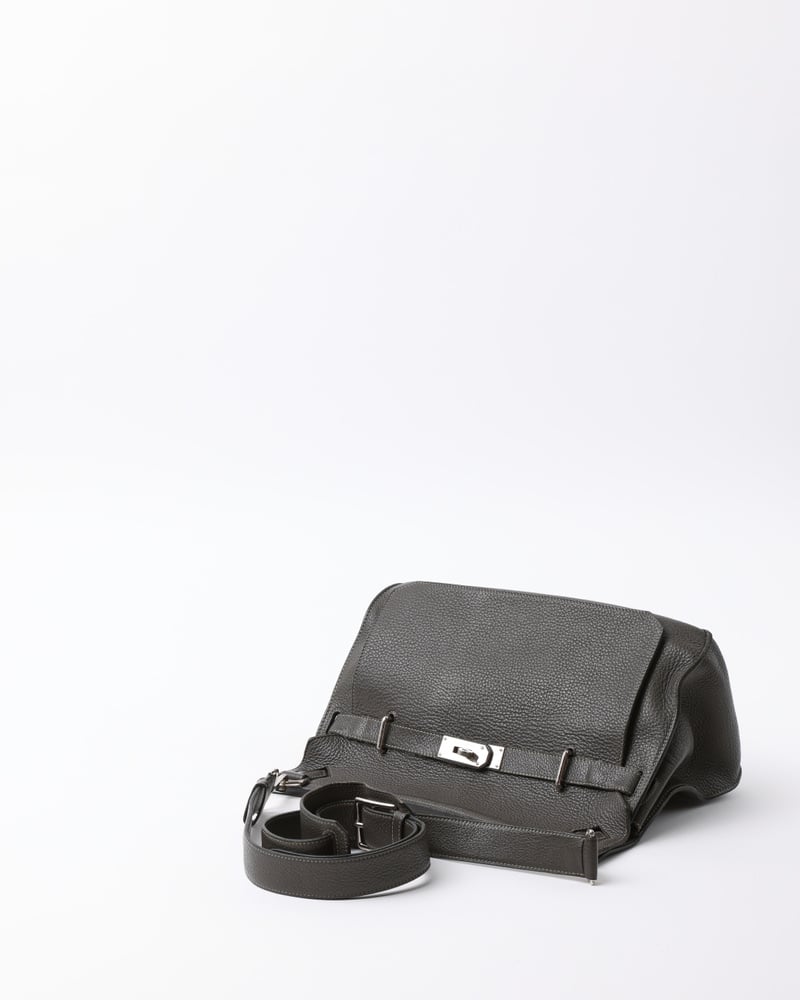 Vintage HERMÈS Clemence Jypsiere 34 Bag - A Retro Tale