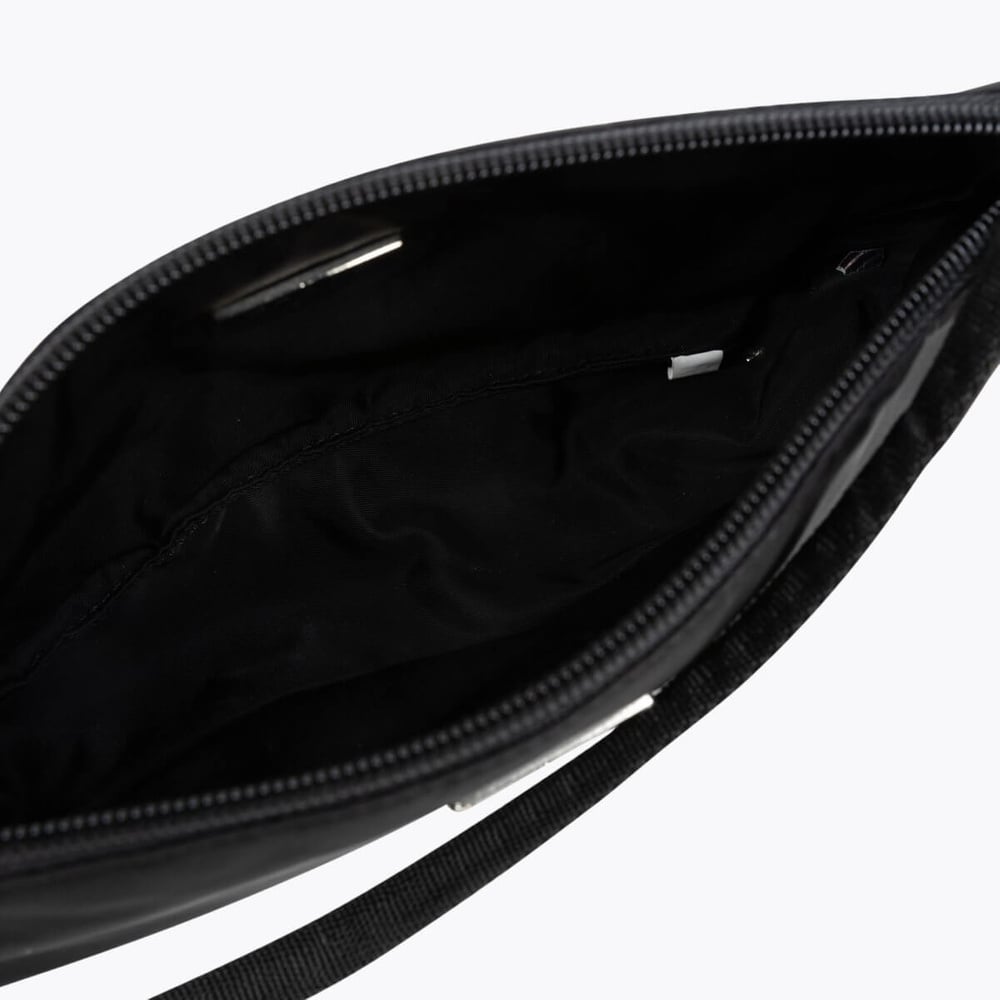 147_762cc76a24-213-147475-6-full