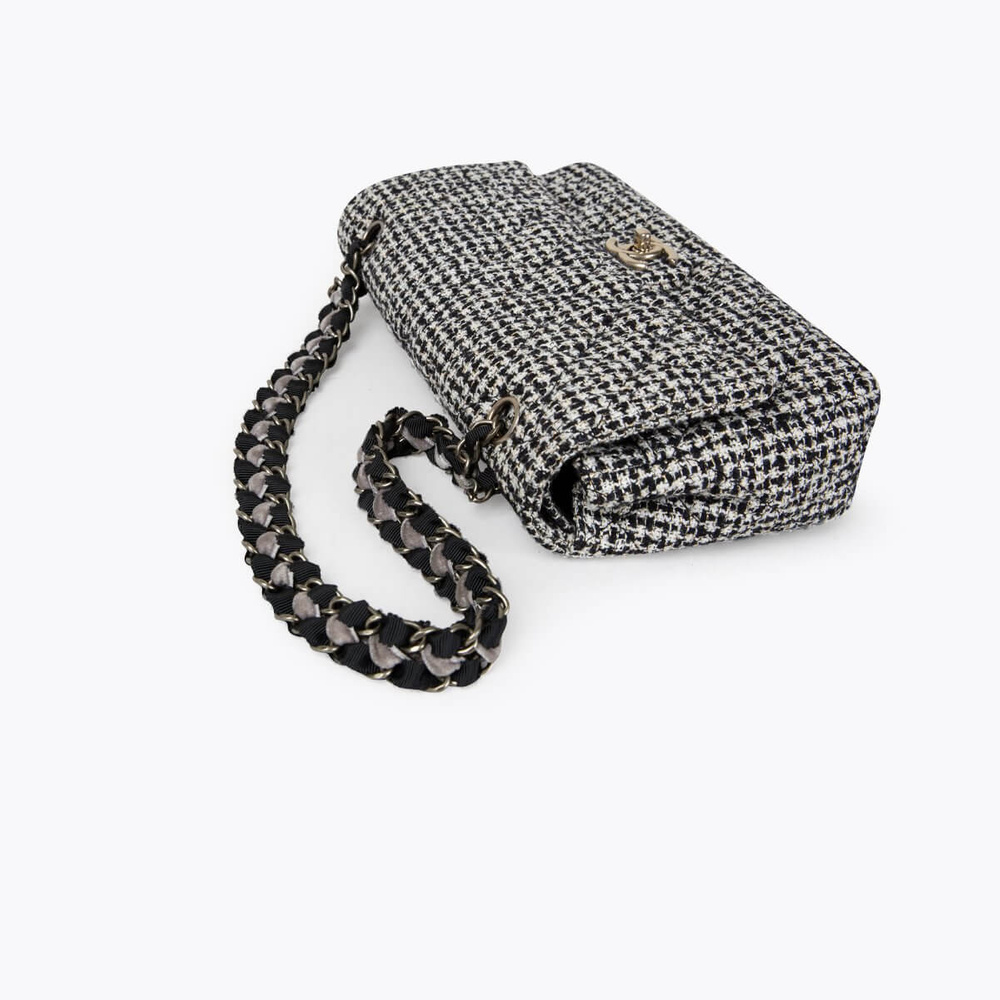 150_421d13a181-a0991442-6-full