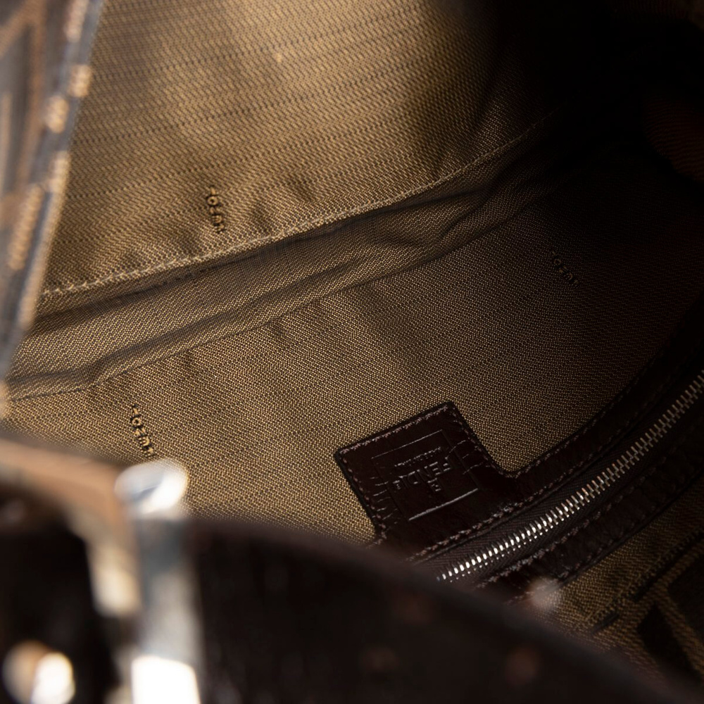 1586_4f986853d4-693-23414-7-full