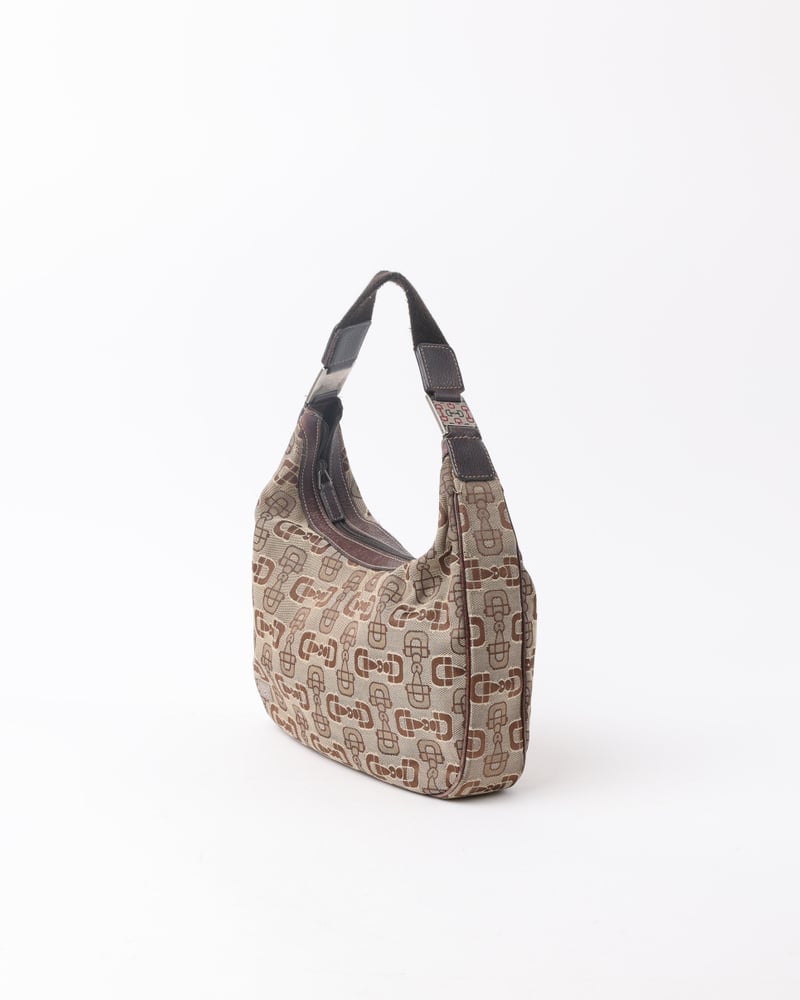 15892_74208faaa9-781-32150-2-full