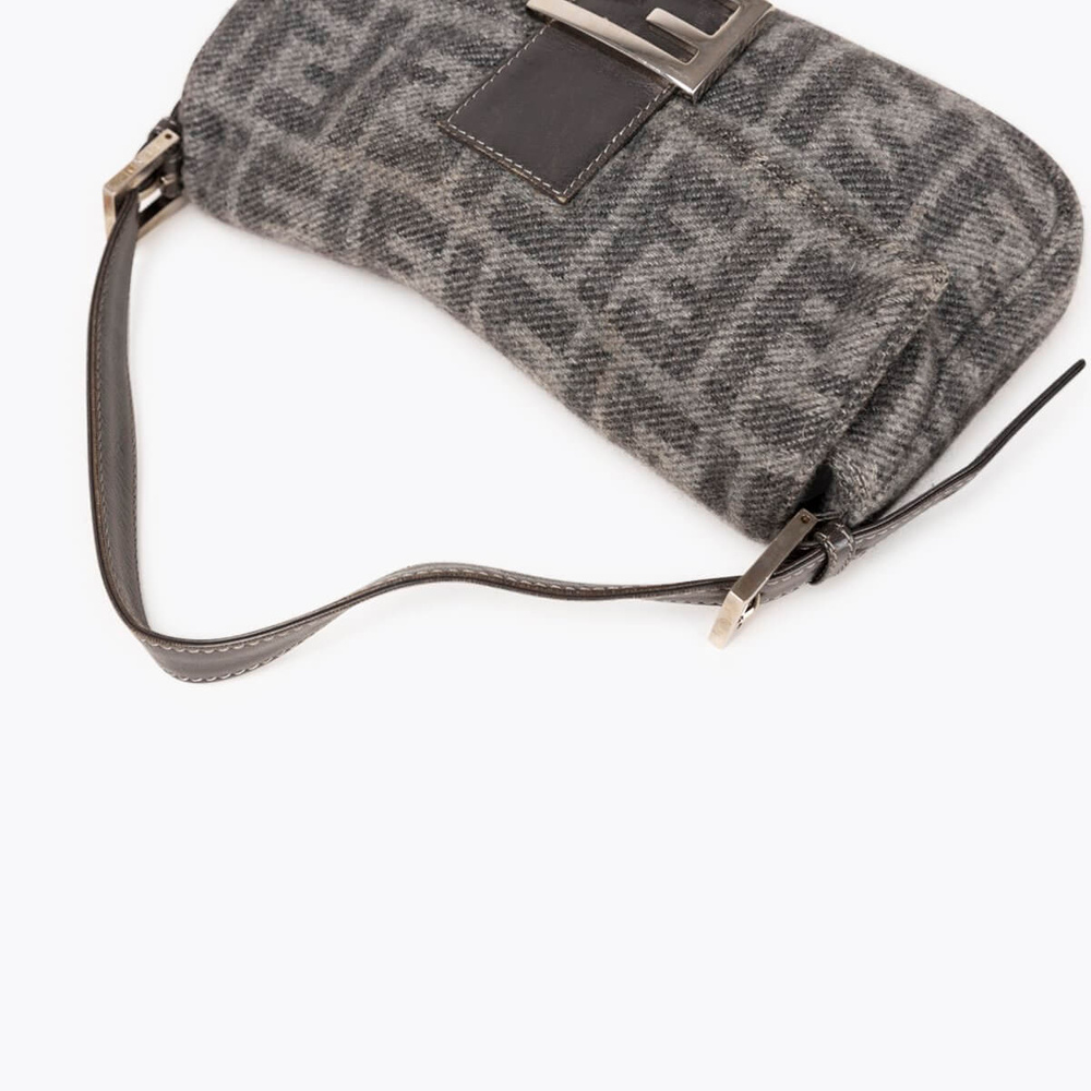 1595_ccdf0d1b29-693-23122-6-full