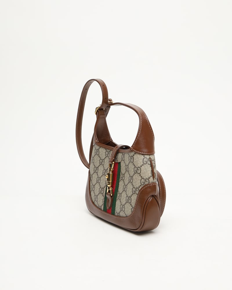 16579_fccd0f18ef-ap0865962-full