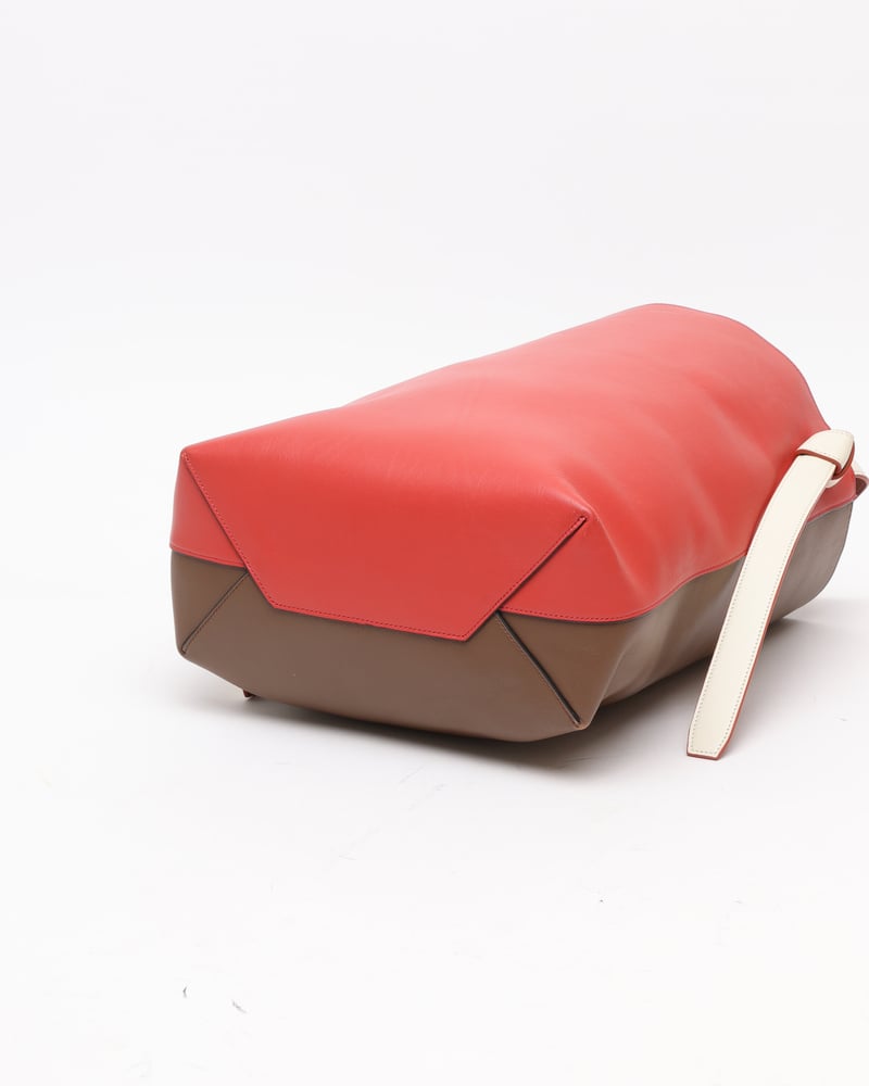 16602_1228aad349-ap086388-4-full