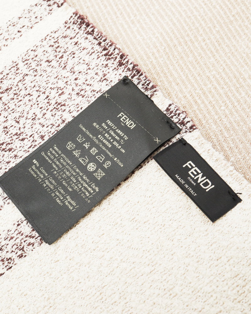 17013_06387c16fc-2240003859160_3-full