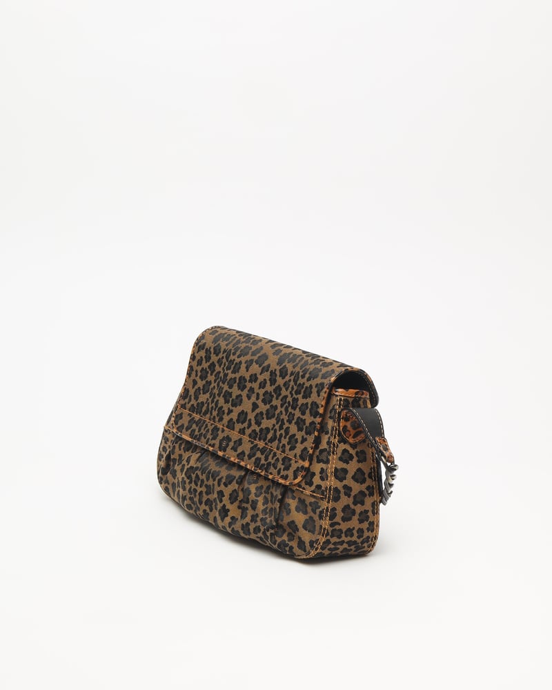 17557_583a59b56c-791-22264_3-full