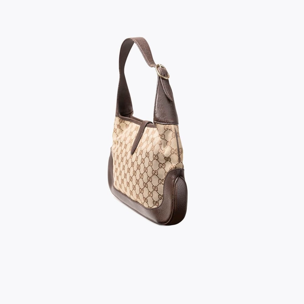 1844_adf269beee-695-16476-4-full