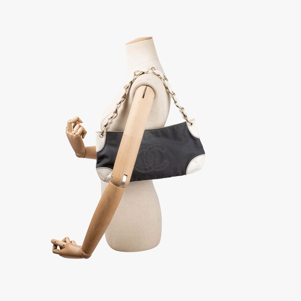 1999_d0ccfa673f-699-25005-10-full