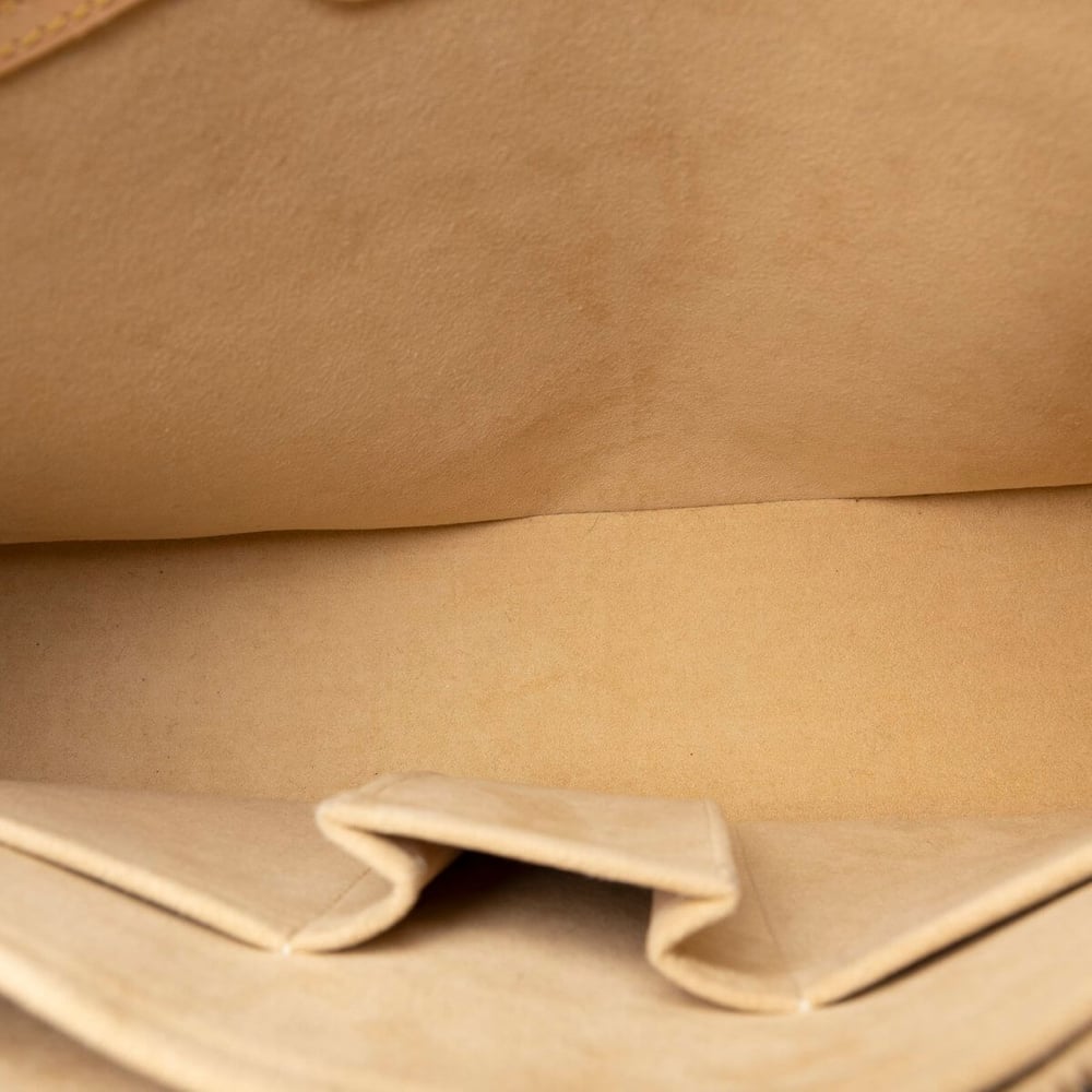 2080_f7080e33b6-698-15273-7-full