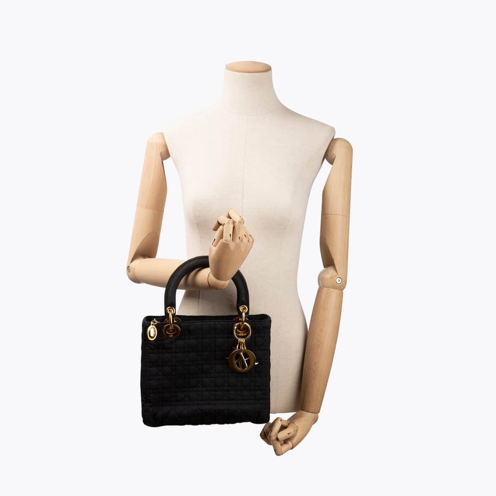 2089_08f5f1e5e9-698-22389-8-full