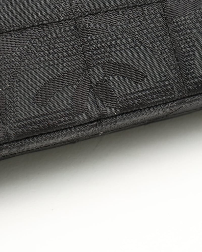 2165_32977208e1-697-19536_9-full