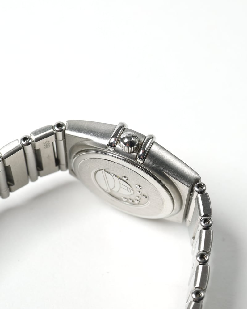 21997_86186d719b-808-22330_4-full