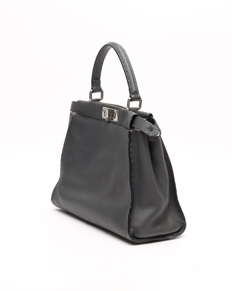 22125_818cef7bd3-2250000406267_2-full