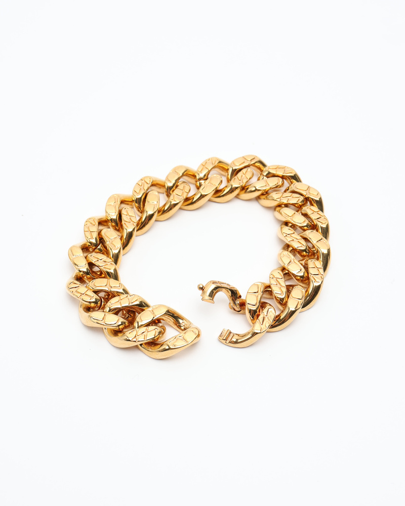 22529_5b0d7b17cc-250909600_1-5-full