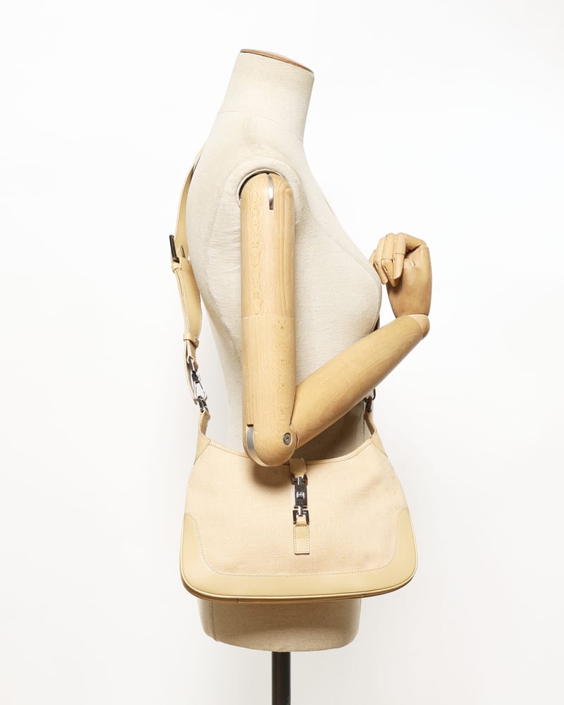 22536_1007fb09ba-2250000411247_13-full