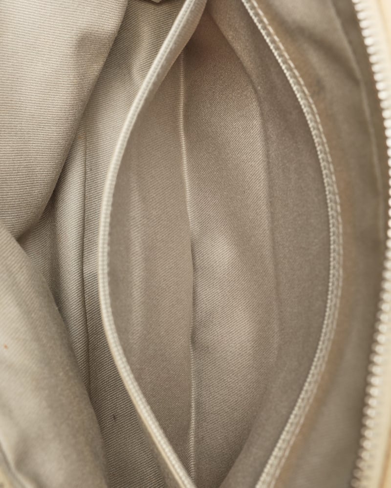 22951_1f28e93f22-2250000282489_13-full