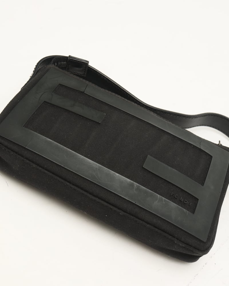 22966_1165890783-250968551_7-full