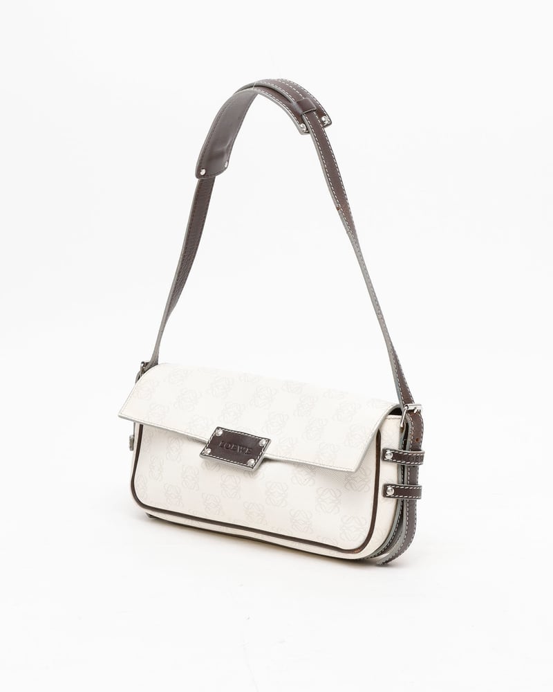 22983_52cfff8df3-808-49401_2-full