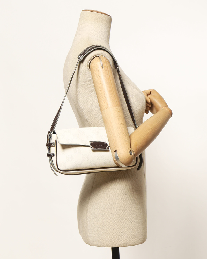 22983_9343ba6989-808-49401_9-full