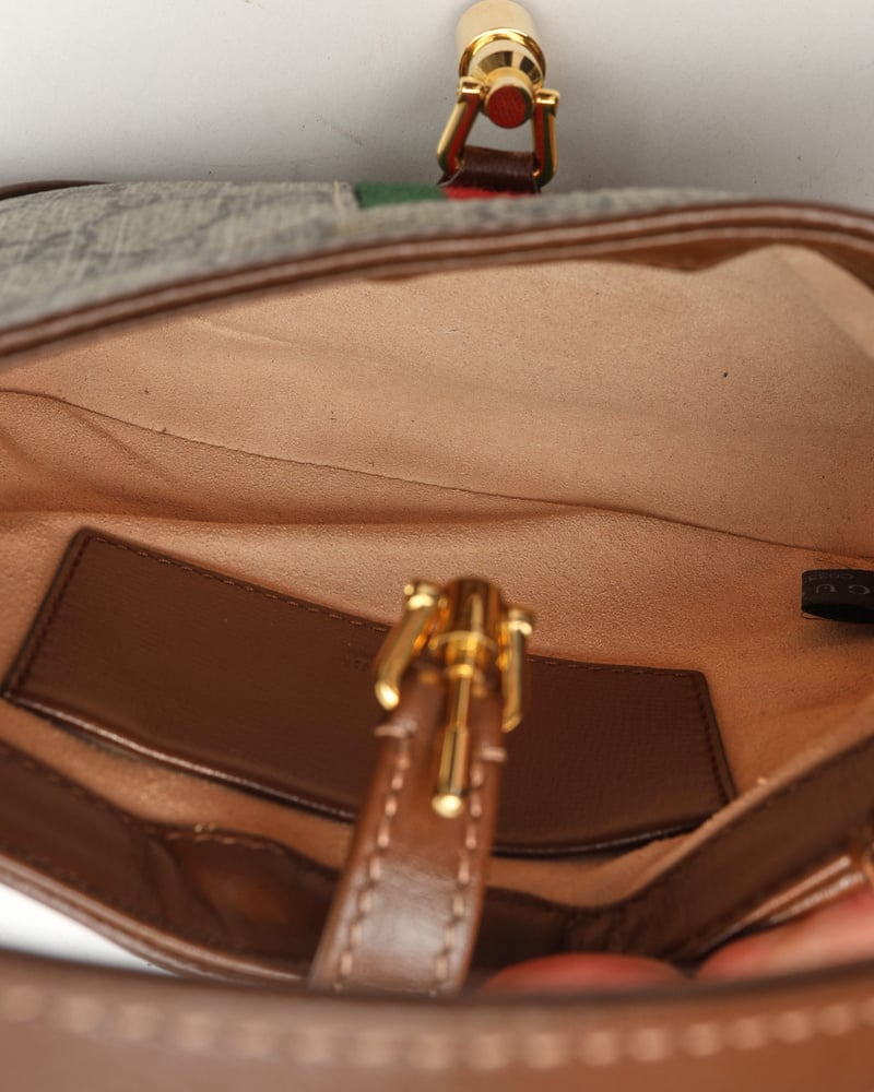 23211_73b196fa9f-805-39991_7-full