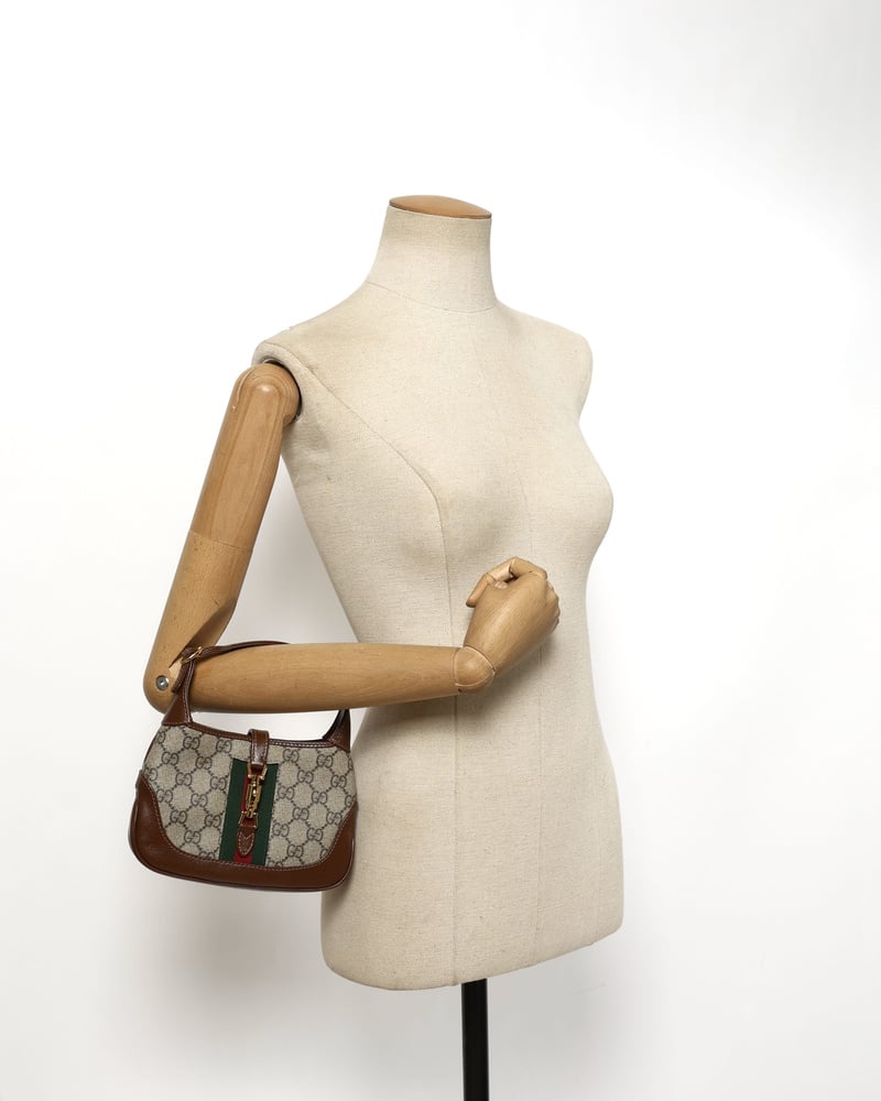 23211_98742d25dc-805-39991_6-full