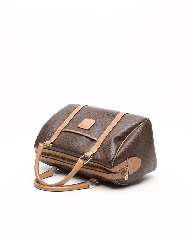 23321_0107f22e5f-811-22026_5-full