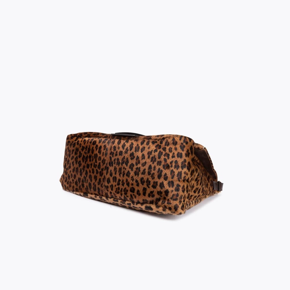 2342_95a1a038c9-700-29402-4-full