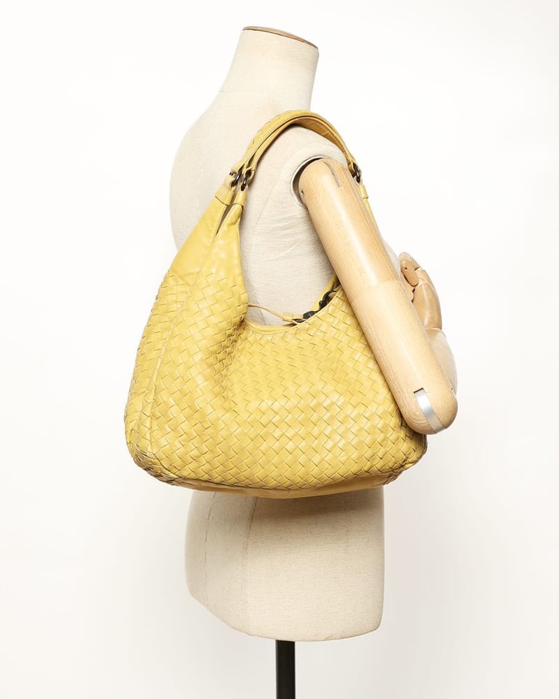Vintage Bottega Veneta Intrecciato Campana Bag - A Retro Tale