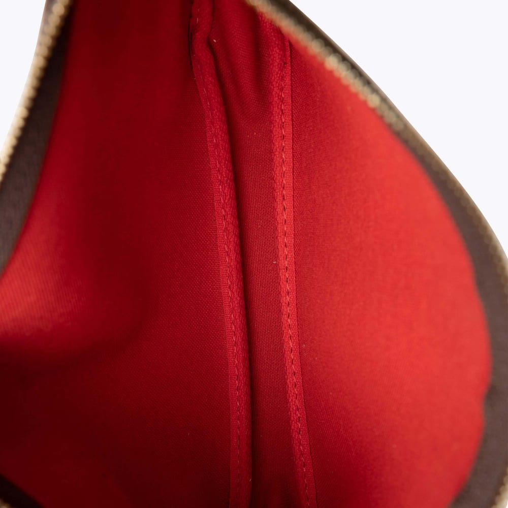 2576_c6d0248c15-a1627980-7-full