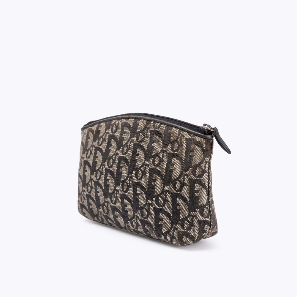 2733_3357d99df3-703-15187-2-full