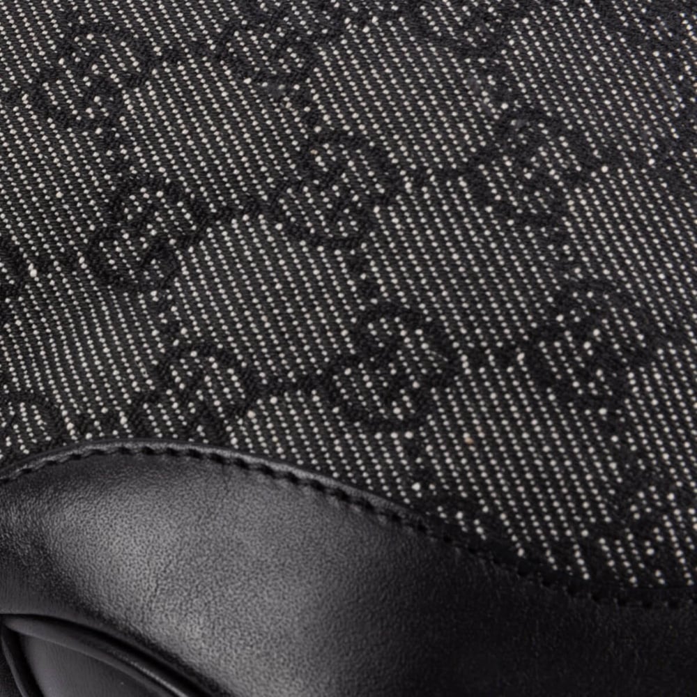 2797_325149e205-703-19697-6-full