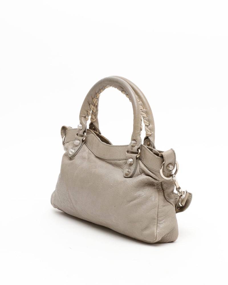BALENCIAGA 廃盤　ファースト　グレー Vintage BALENCIAGA First Bag - A Retro Tale