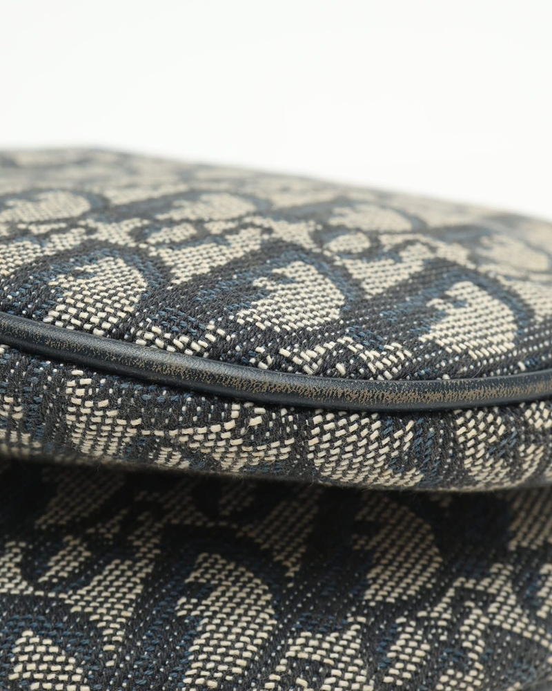 28299_b93f97ba2b_file-full