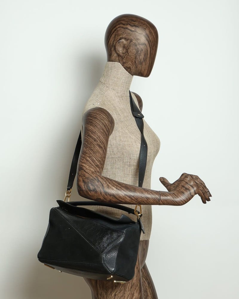 Vintage Loewe Medium Puzzle Bag - A Retro Tale