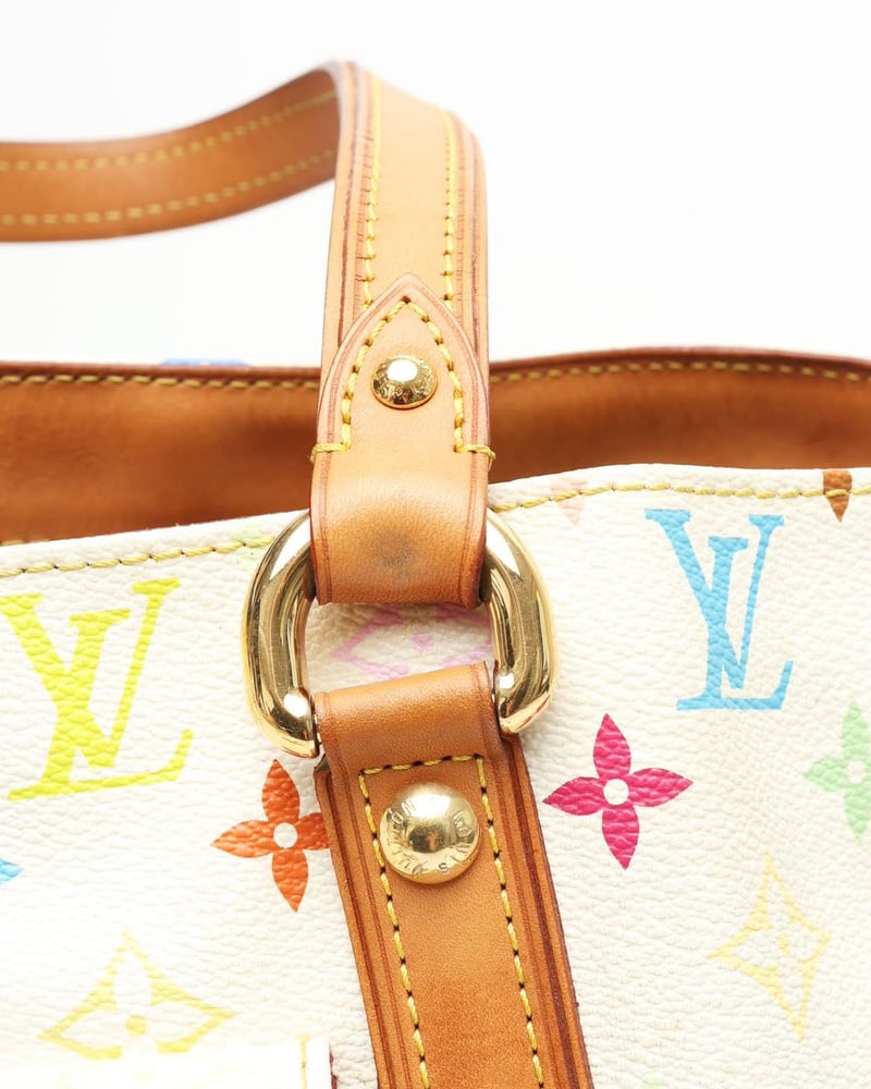 い*か様 売れたらおばあちゃんが喜ぶLouis Vuitton モノグラム ポー Vintage Louis Vuitton Murakami Aurelia GM Tote Bag - A Retro Tale