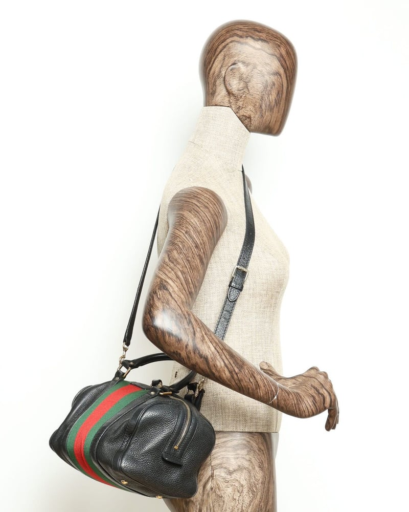 Vintage Gucci Sherry Boston Bag - A Retro Tale