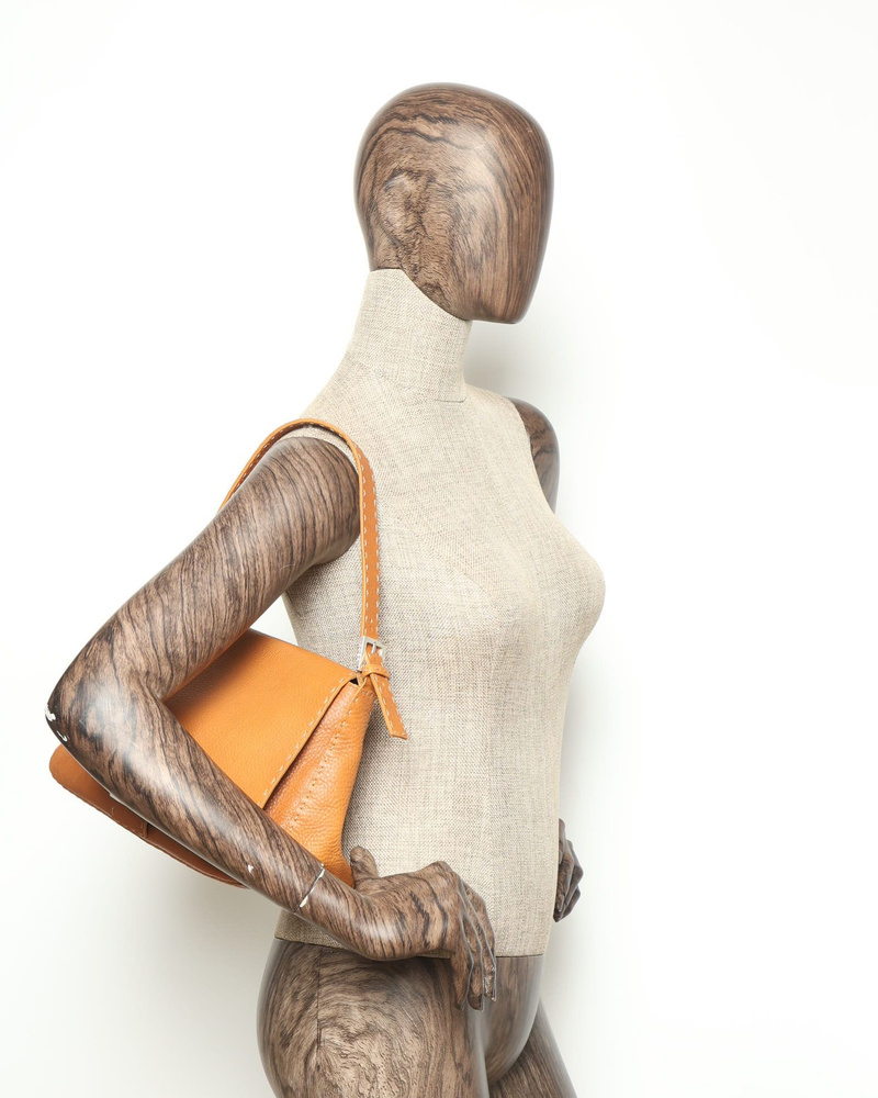 Vintage Fendi Selleria Mamma Bag - A Retro Tale