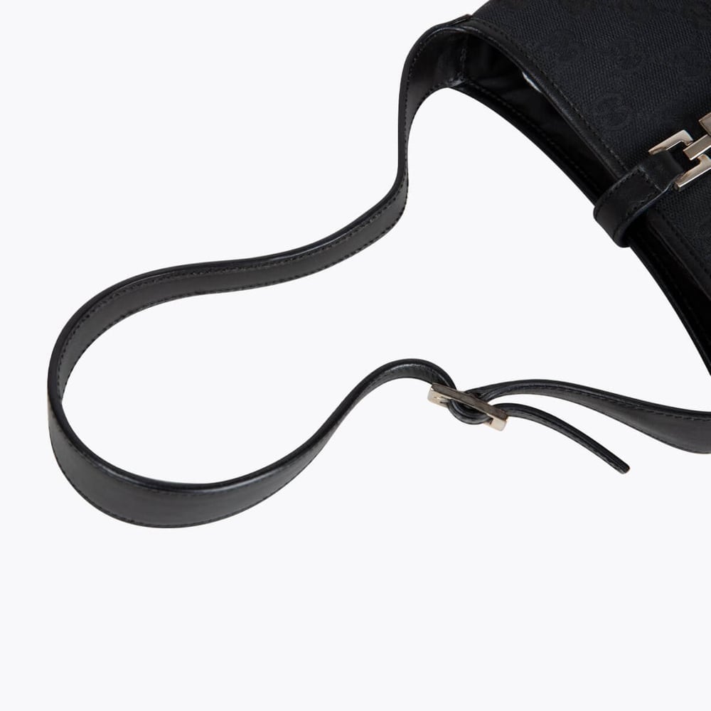 303_3326e7aad7-656-26066-9-full