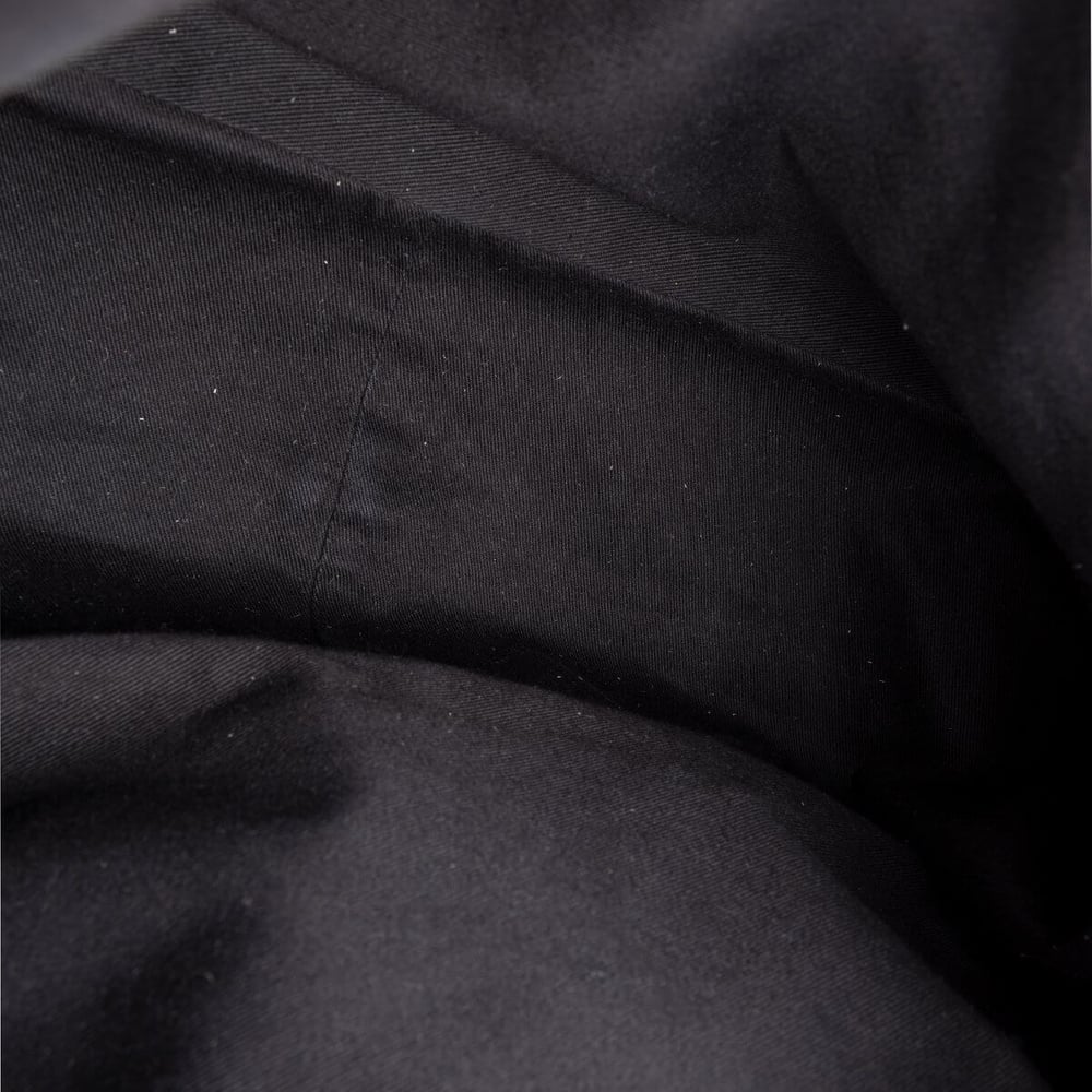 304_f38ab71636-18900059049-6-full