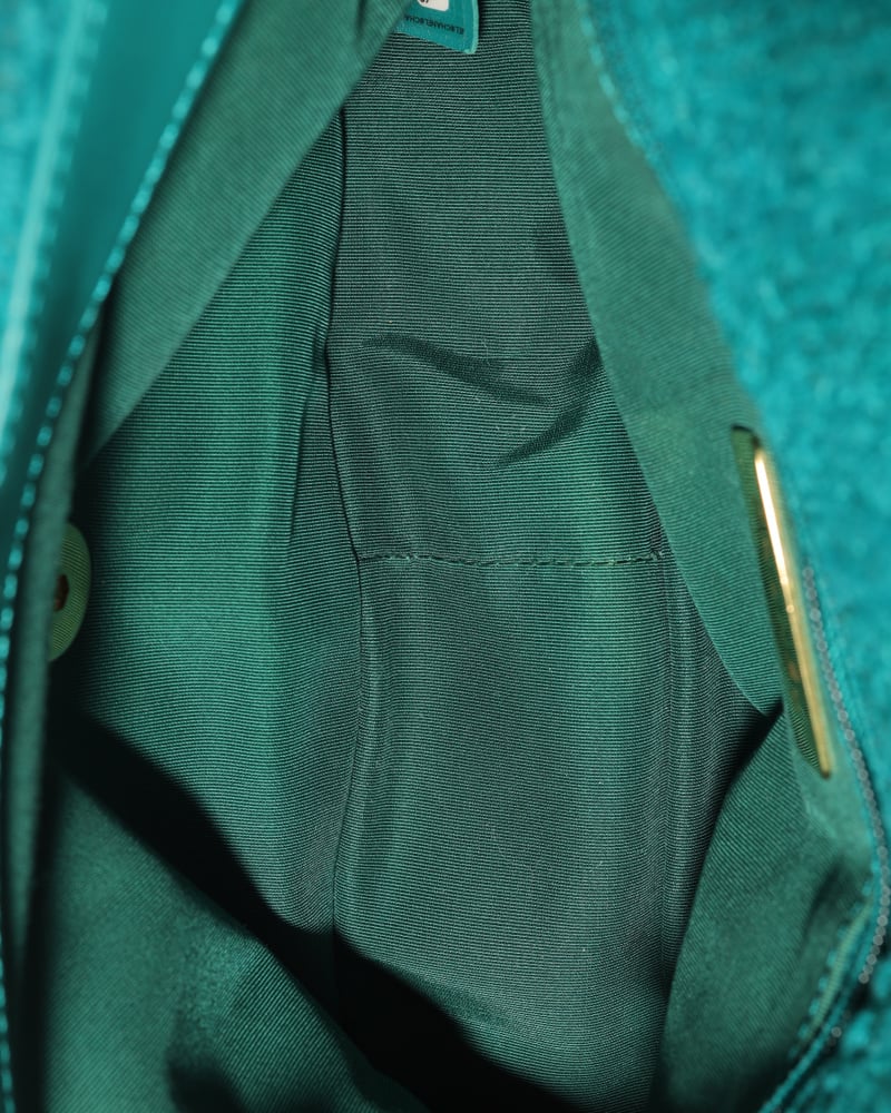 3050_5e305ad465-a1823672-7-full