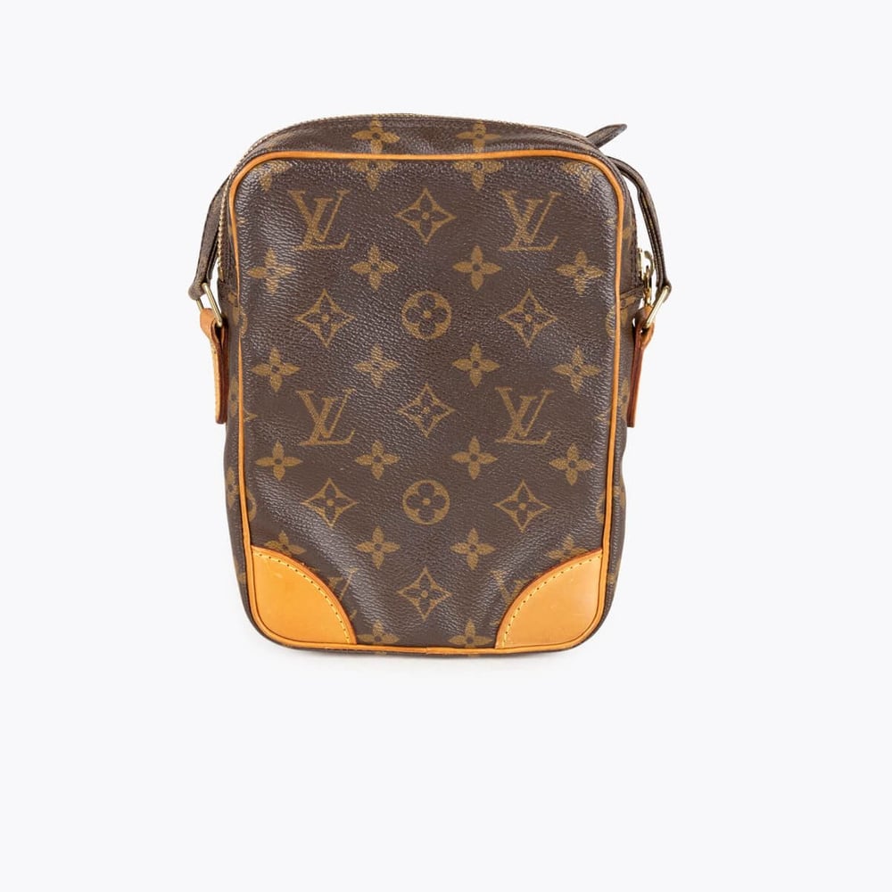 306_9ae76c3376-220821143-3-full