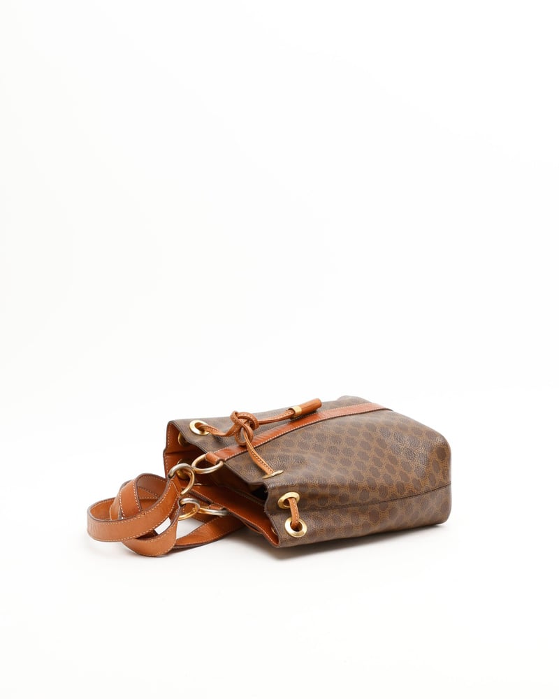 30925_97665b3734_file-full