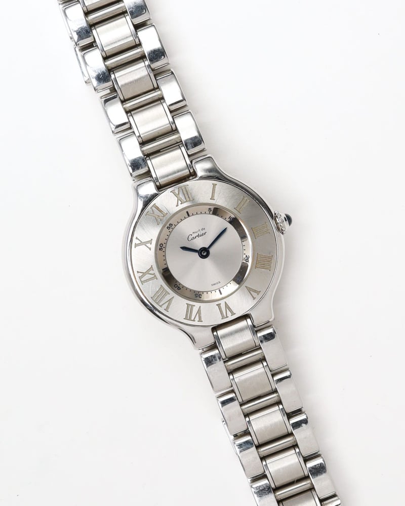 Vintage Cartier 21 Must de Cartier 28mm Ref 1340 Watch - A Retro Tale